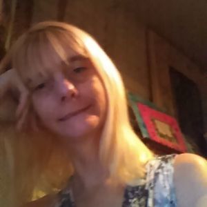 Meet your Posher, April